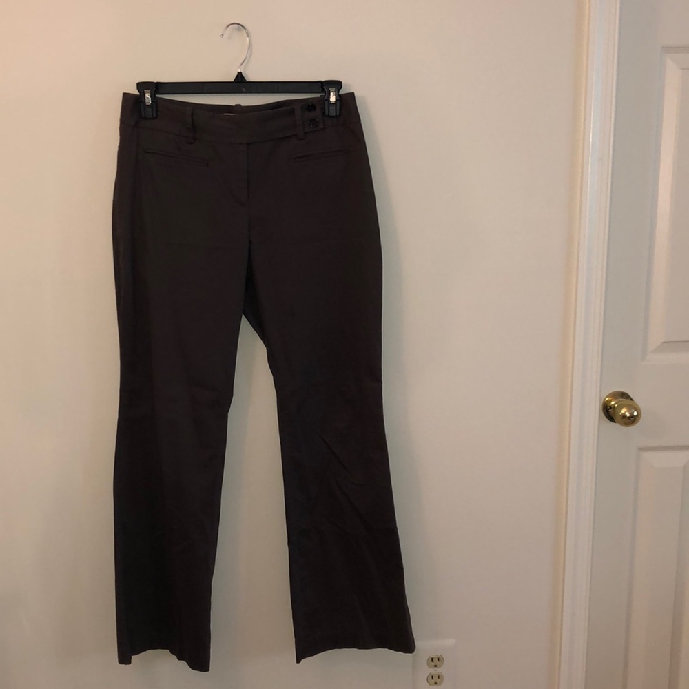 LOFT brown trousers with front buttons and pockets